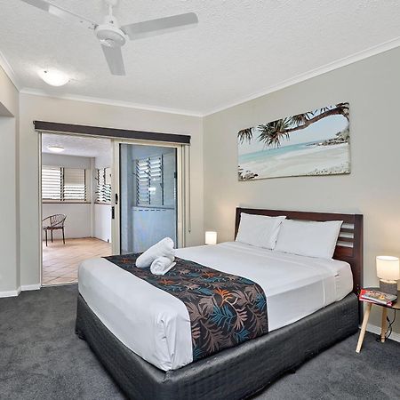 North Cove Waterfront Suites Κερνς Εξωτερικό φωτογραφία