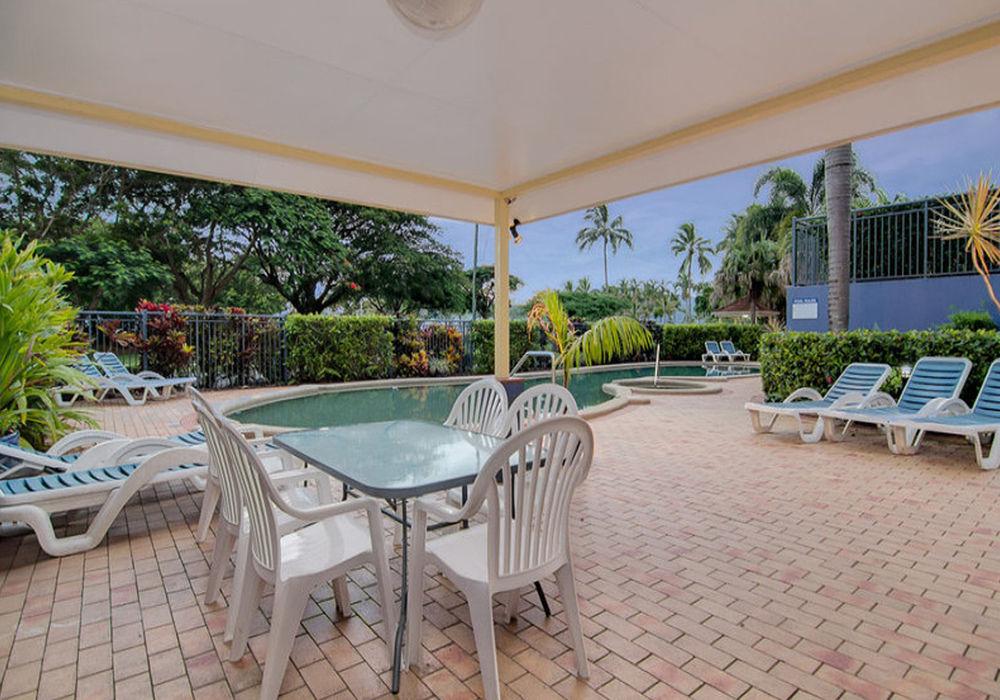 North Cove Waterfront Suites Κερνς Εξωτερικό φωτογραφία