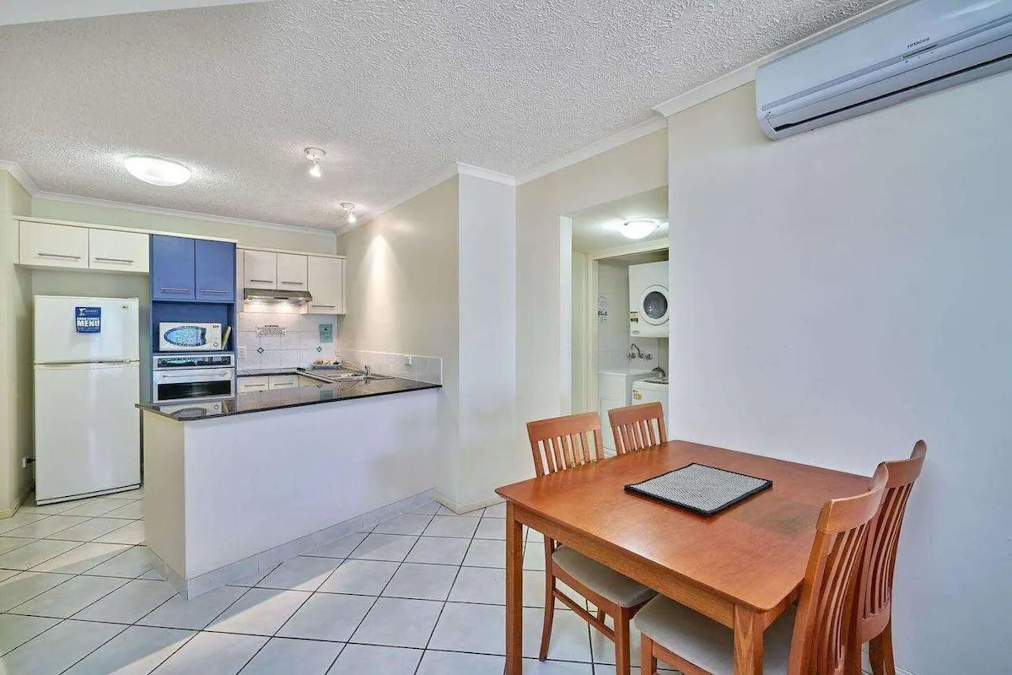 North Cove Waterfront Suites Κερνς Εξωτερικό φωτογραφία