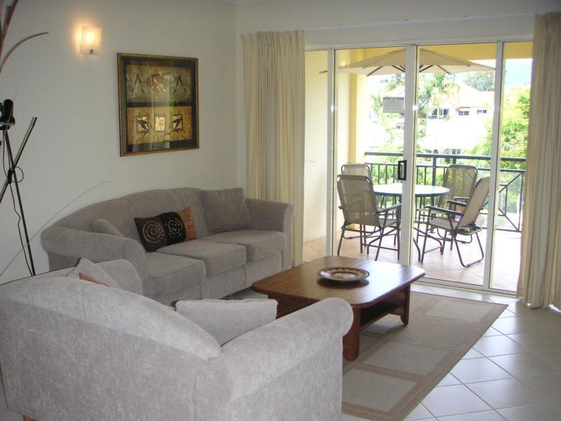 North Cove Waterfront Suites Κερνς Εξωτερικό φωτογραφία