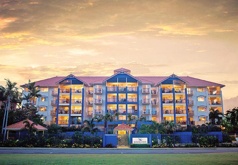 North Cove Waterfront Suites Κερνς Εξωτερικό φωτογραφία